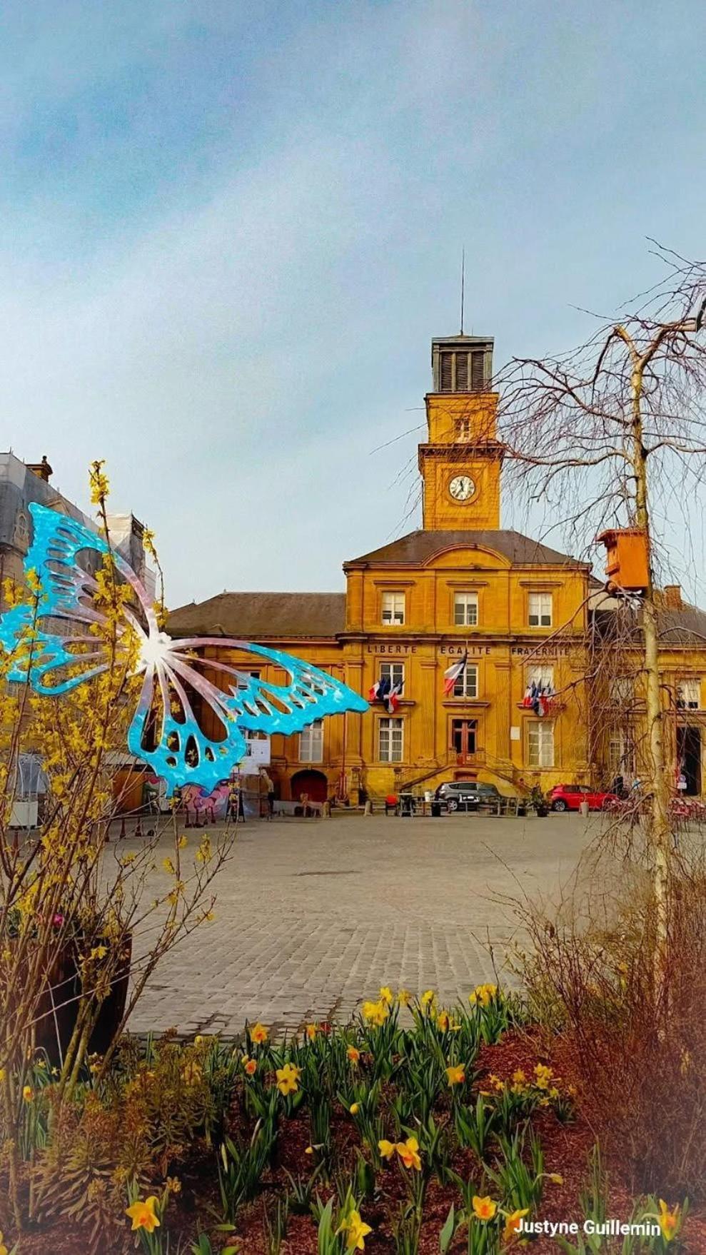 Le Petit Ardennais Charleville-Mézières Exterior foto