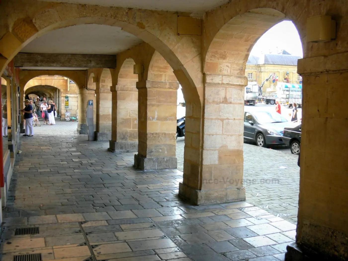 Le Petit Ardennais Charleville-Mézières Exterior foto