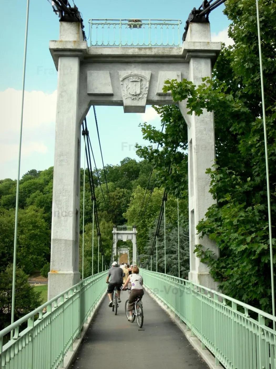 Le Petit Ardennais Charleville-Mézières Exterior foto