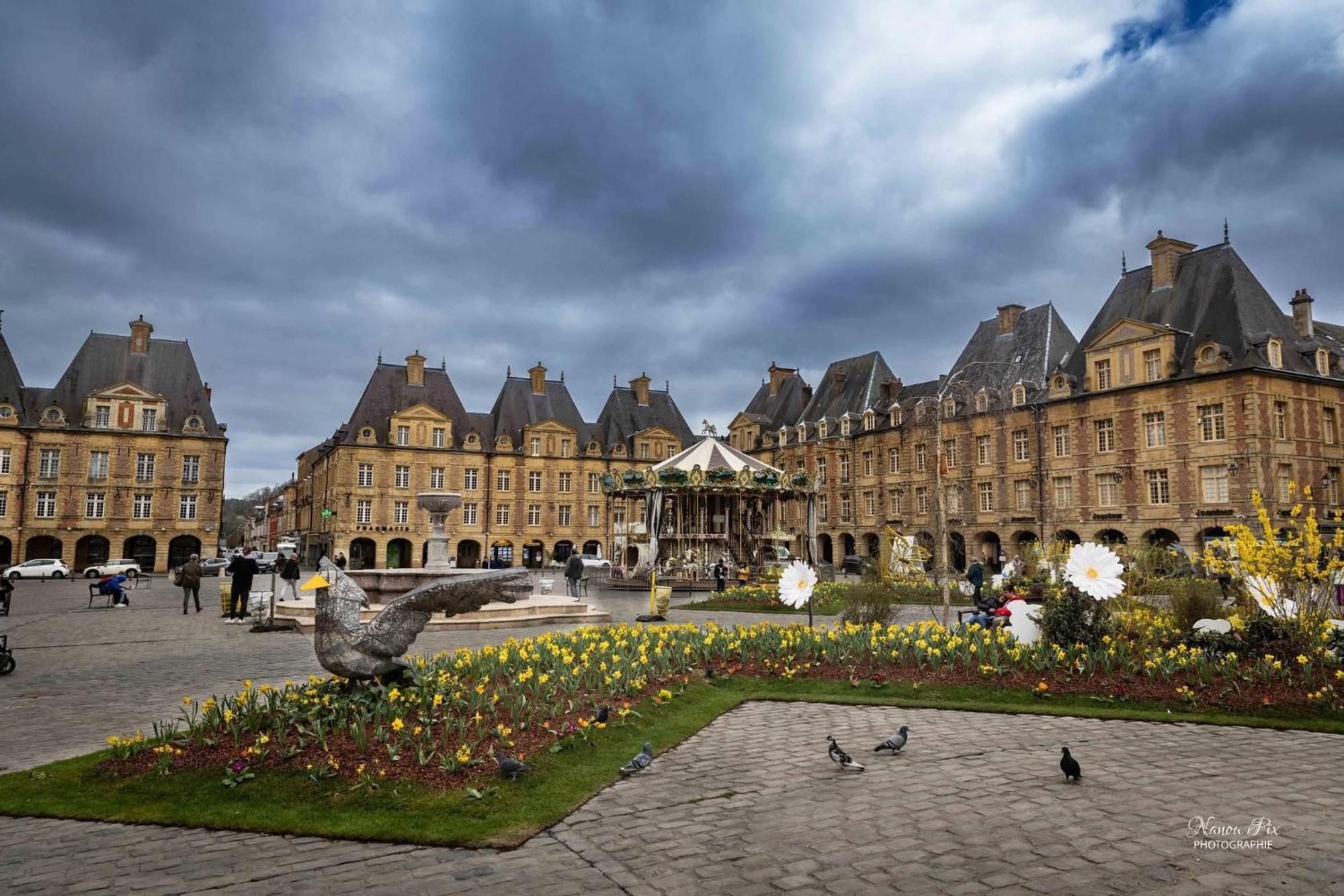 Le Petit Ardennais Charleville-Mézières Exterior foto