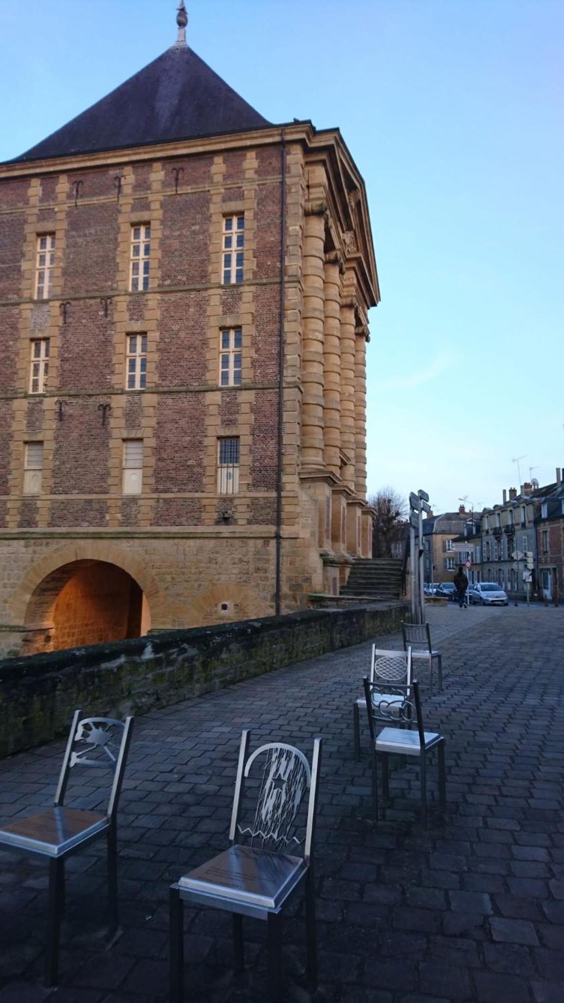 Le Petit Ardennais Charleville-Mézières Exterior foto